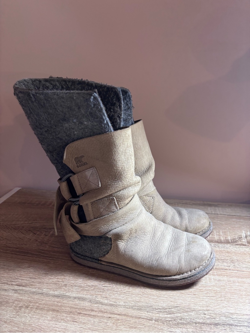Sorel Tan Leather Ankle Boots with Gray Wool Cuff
